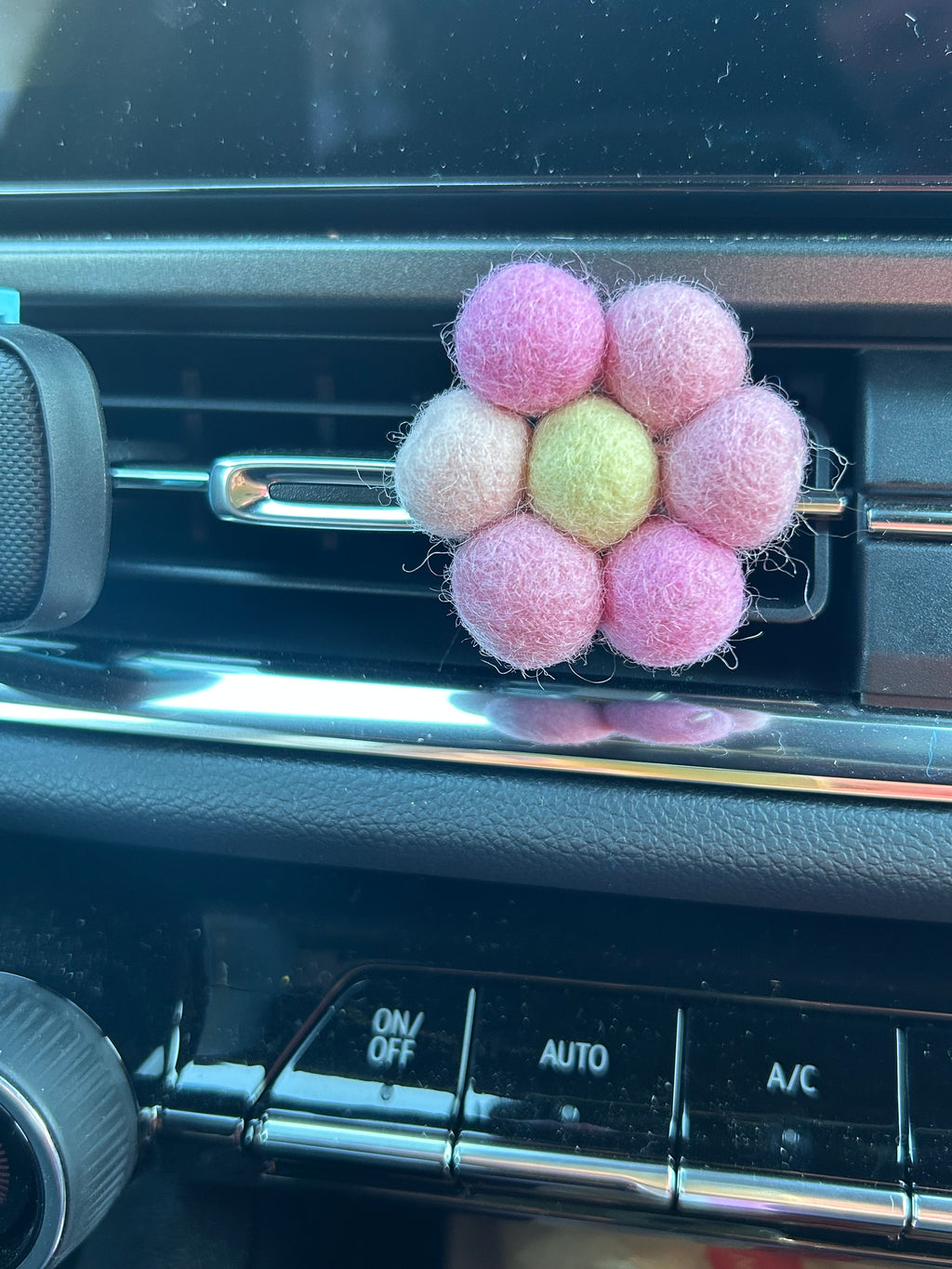 Pink Daisy Car Freshie